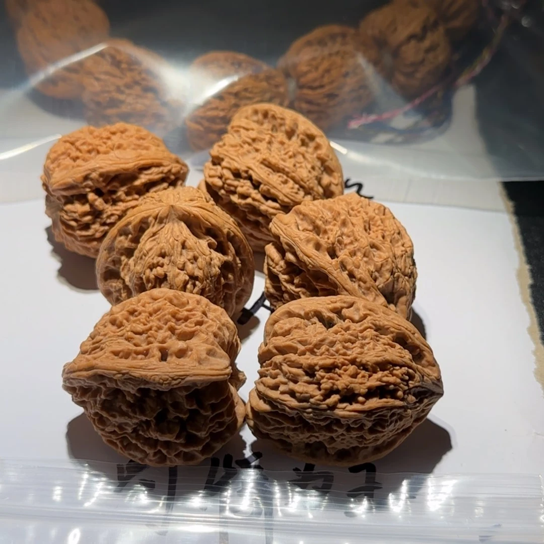 文玩核桃吊坠慢**快三对 40