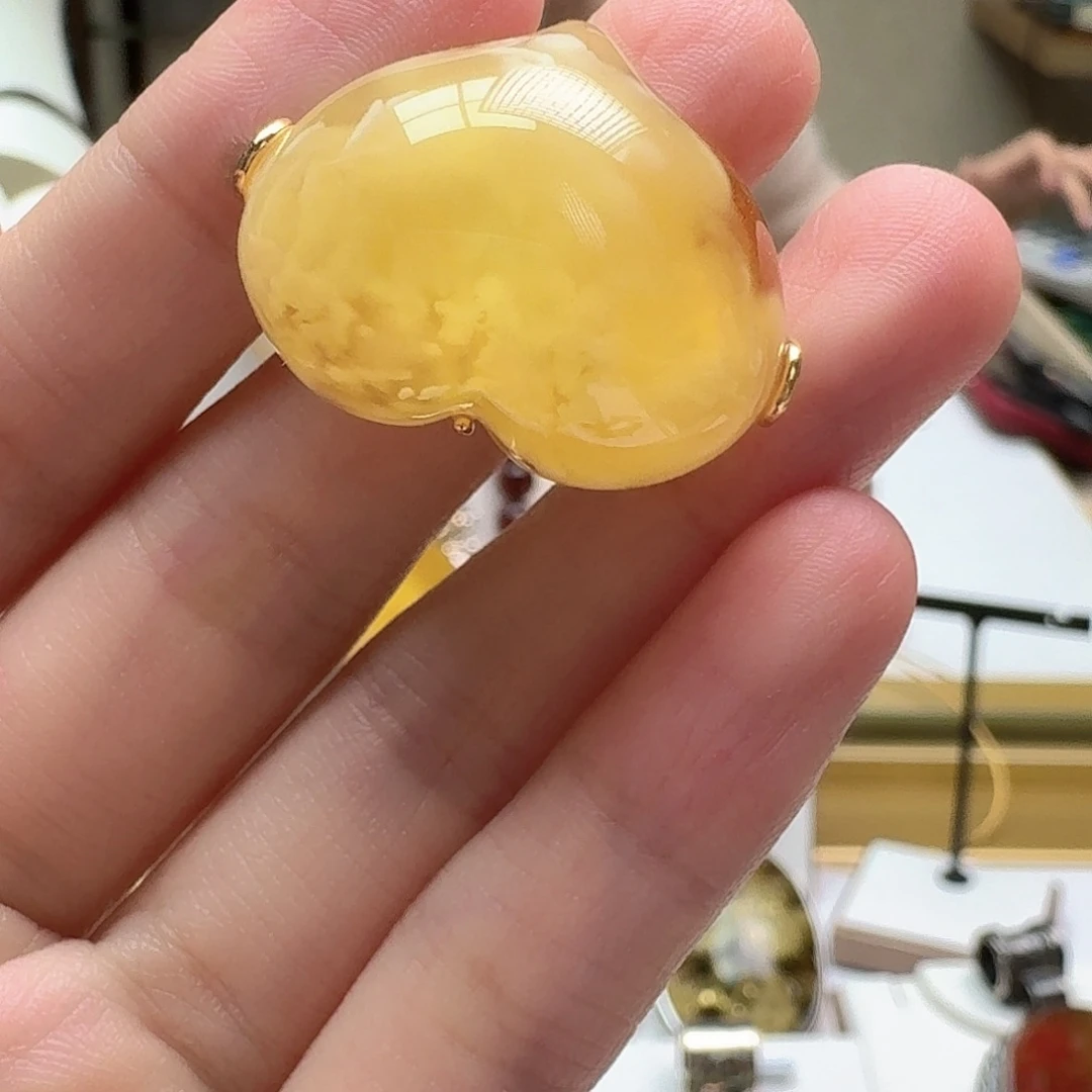 琥珀未镶嵌耳饰戒指