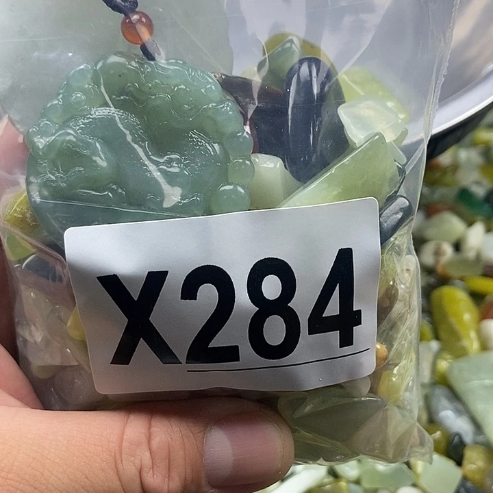 未镶嵌蛇纹石玉鱼缸石