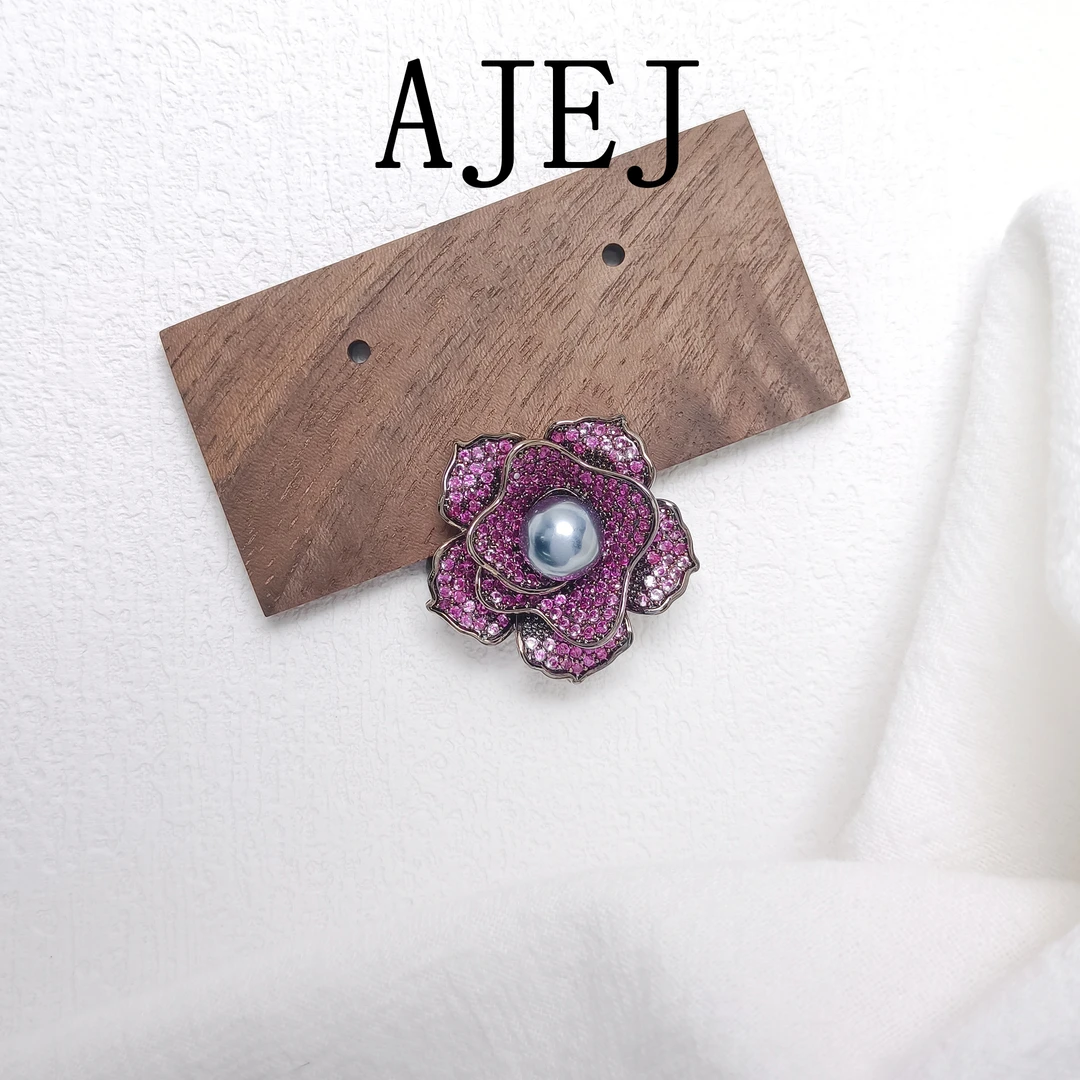 铜合金合成锆石胸针 WASLX-001560【紫花之梦】胸针简约百搭时尚
