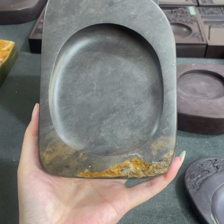 广东肇庆原石端砚