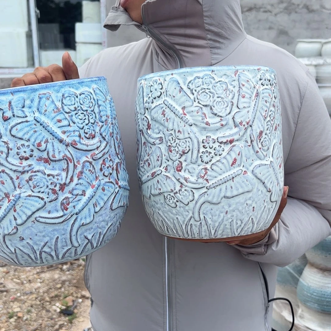 蝴蝶两个口径20高度22