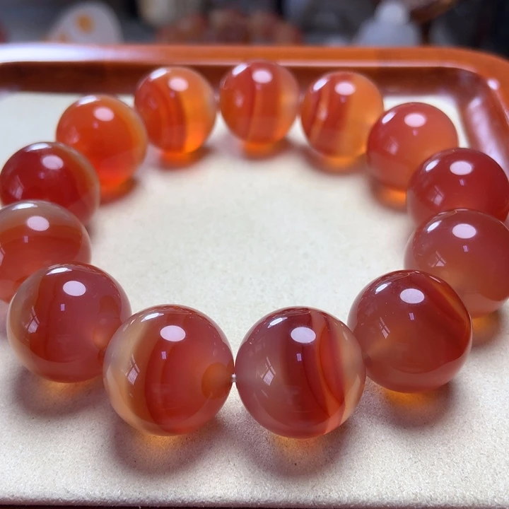玛瑙/玉髓手串未镶嵌冰透 红丝 大珠