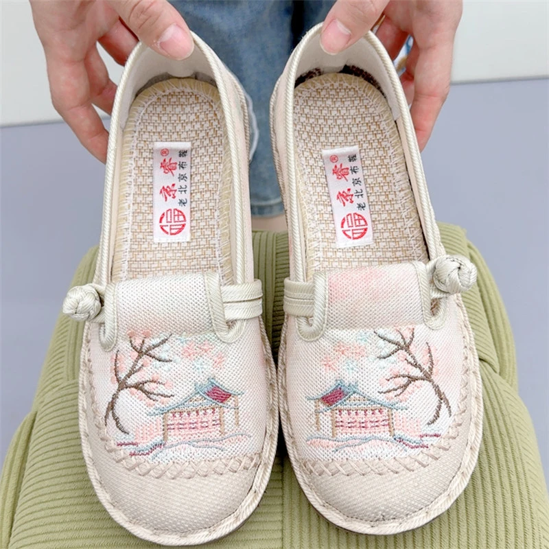 夏季网布绣花鞋老北京布鞋新款女单鞋一脚蹬妈妈鞋百搭汉服鞋