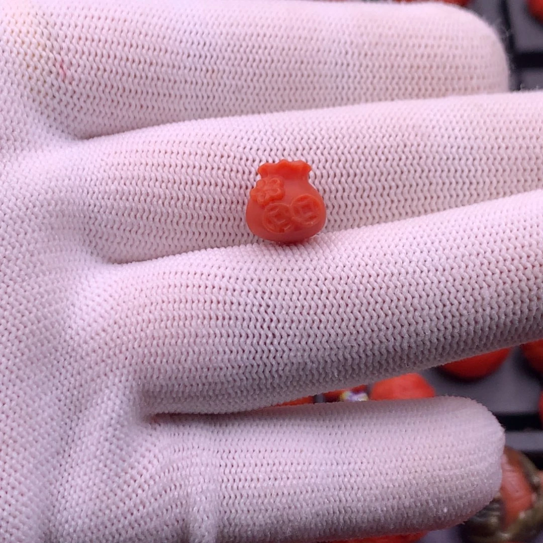 南红玛瑙未镶嵌南红精工雕刻钱袋子挂饰10mm+