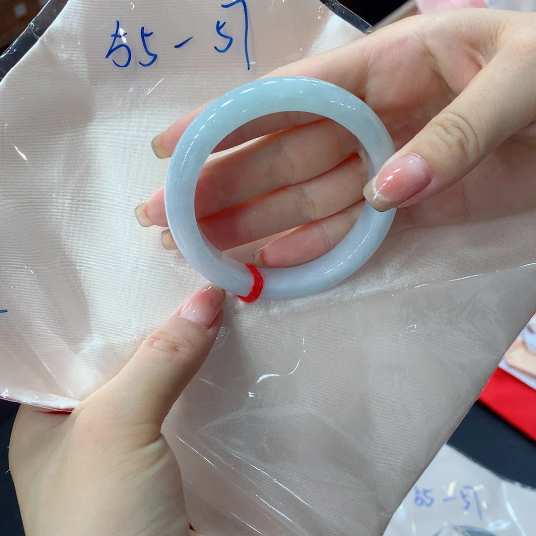 未镶嵌手镯翡翠买断