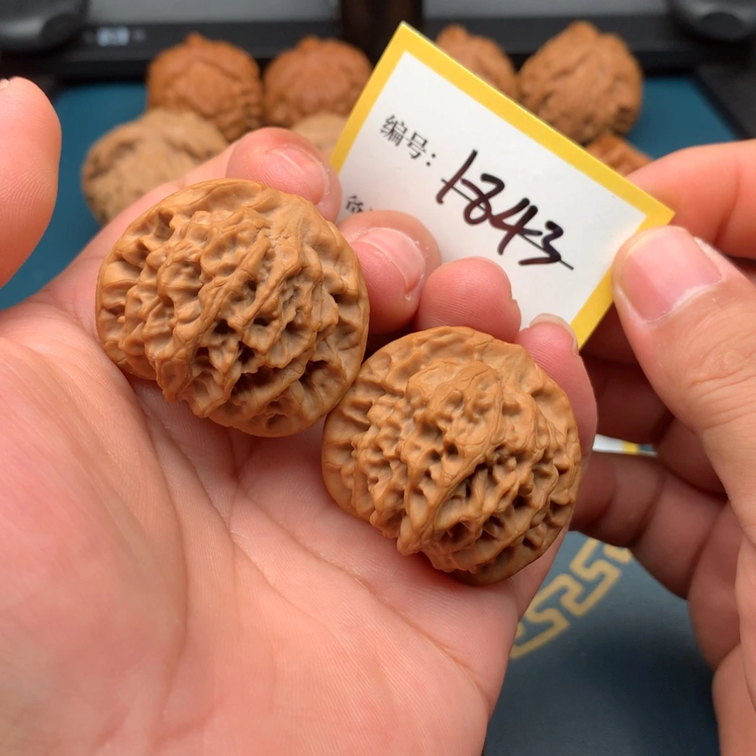 把件文玩核桃38.5全品秦闷1843