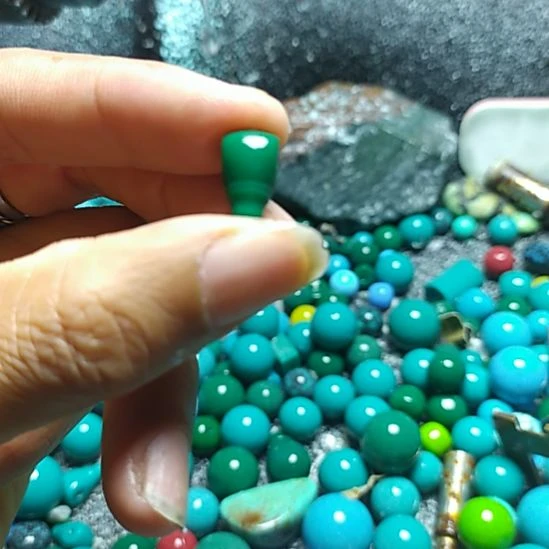 徐***生磁石地狱色三通配饰配珠