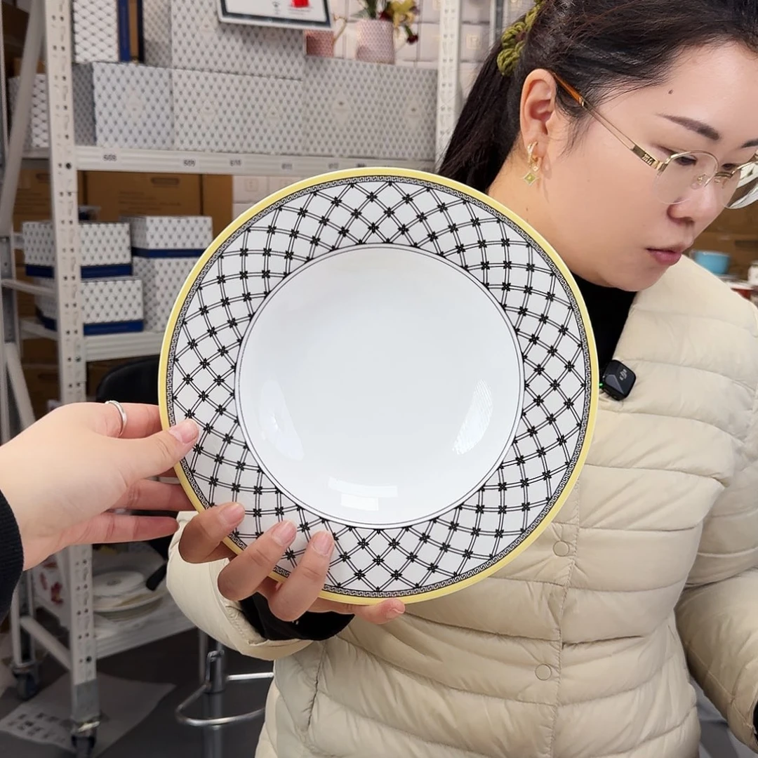 骨瓷9英寸汤盘23*4cm一个