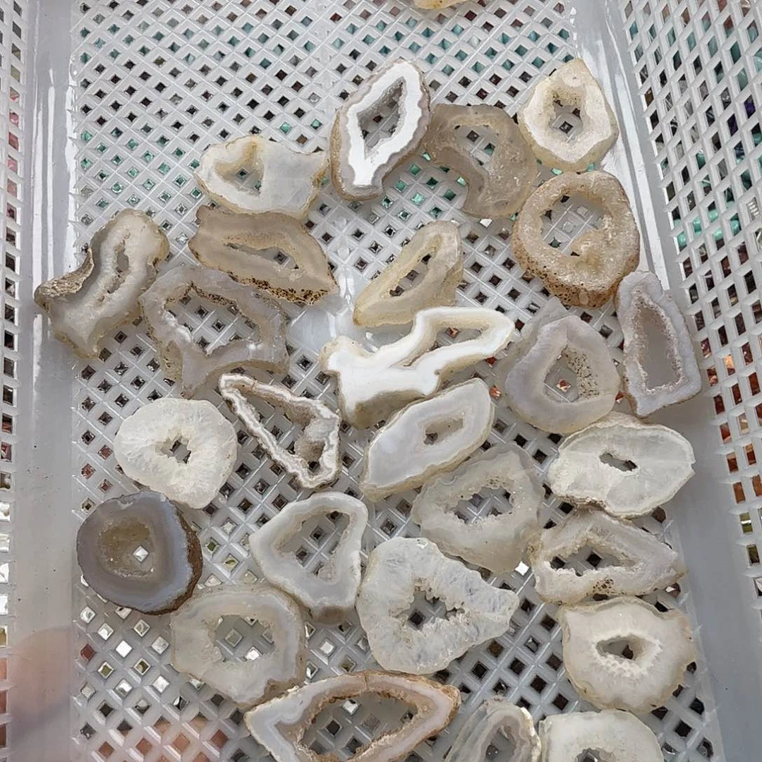 水晶珠宝半成品未镶嵌晶洞片片一颗