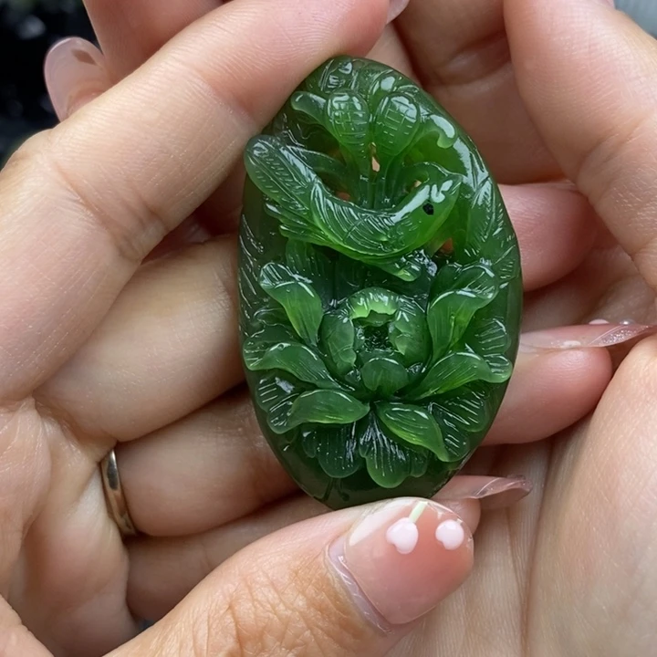 和田玉未镶嵌颈饰35