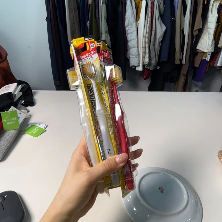 瓷片75。。。。。。。。。。。。。