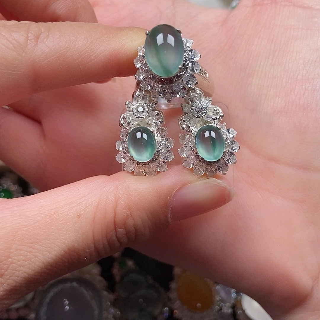 翡翠未镶嵌戒指翡翠戒指