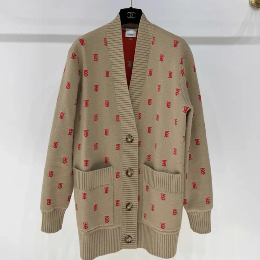 99新 BURBERRY/博柏利 字母TB满印羊毛开衫外套 /XS码/B01913