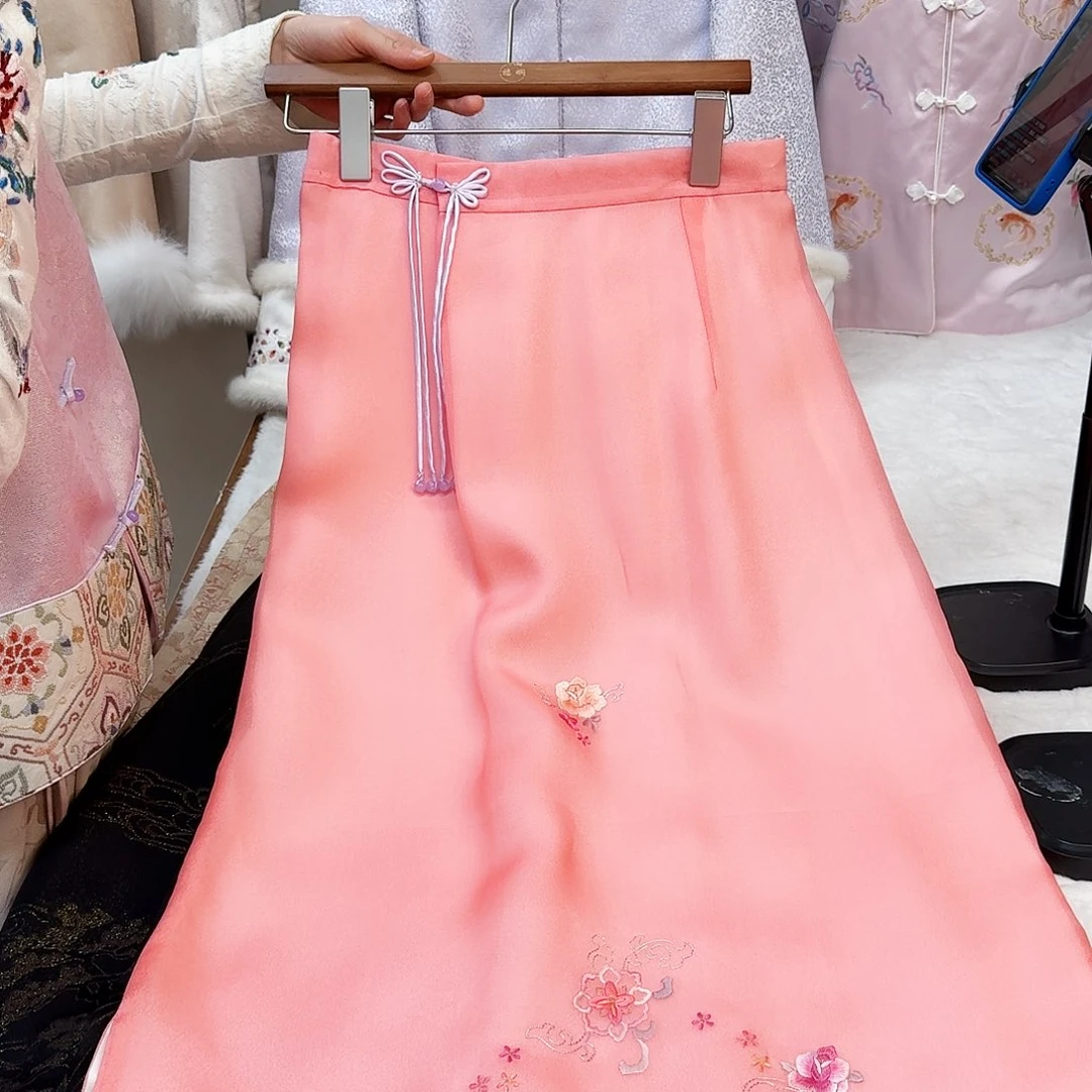 刺绣真丝苏绣一物一件