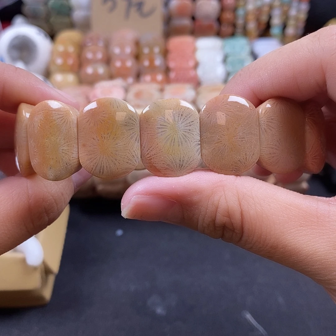 硅化珊瑚（珊瑚玉）未镶嵌手牌 永生花 28