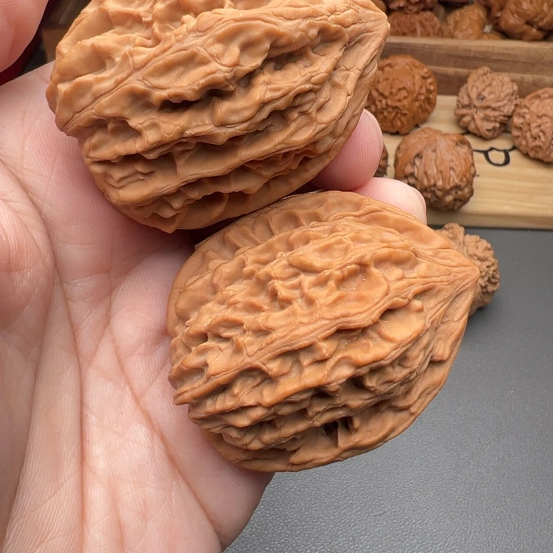 把件文玩核桃大鸡心