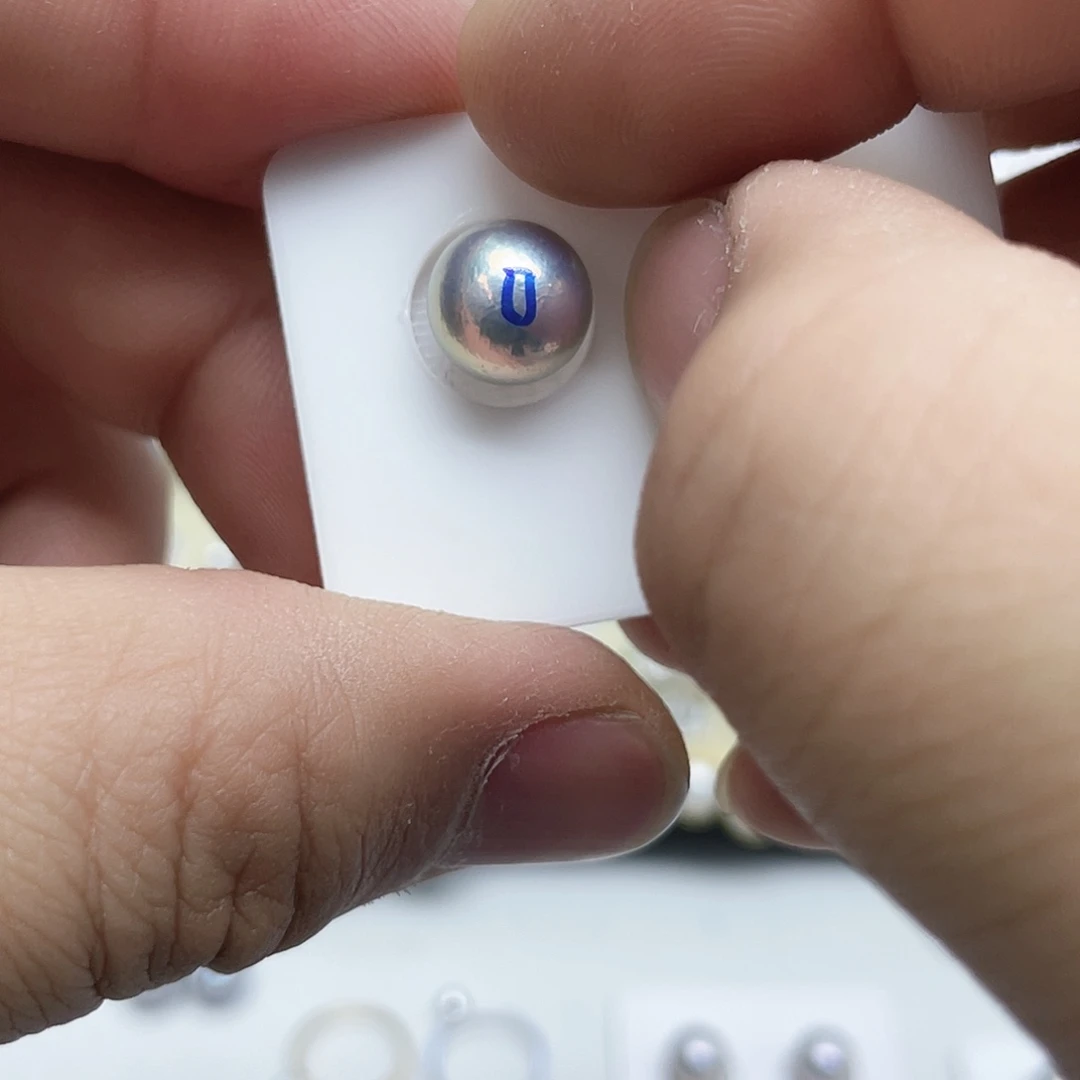 d***i银S925镶嵌淡水珍珠耳饰