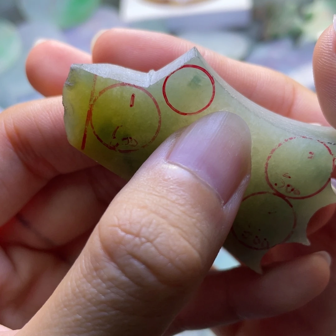 雲***栖定制翡翠未镶嵌翡翠