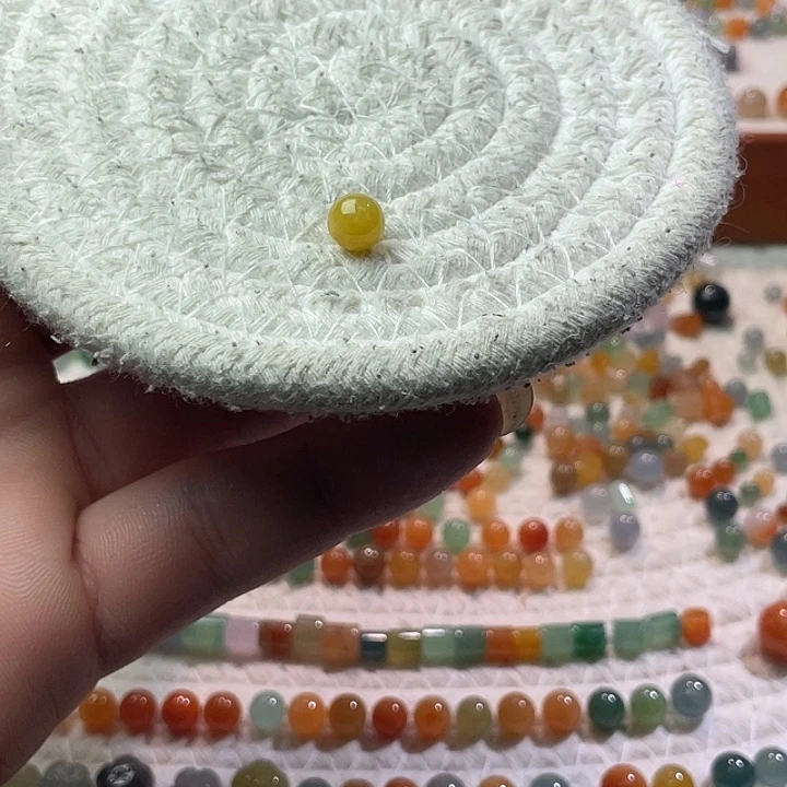 翡翠散珠未镶嵌定制翡翠卡7.2