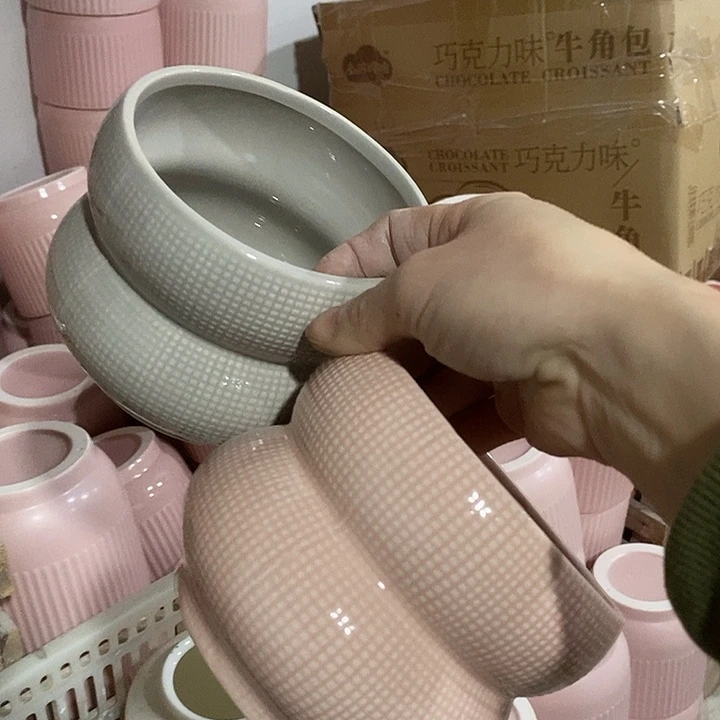 陶瓷花盆有孔 瑕疵介意勿拍