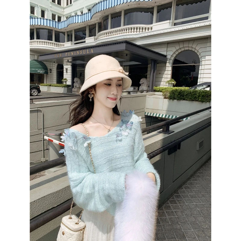甜美温柔风花朵V领套头毛衣女秋冬季宽松慵懒风软糯糯针织衫上衣