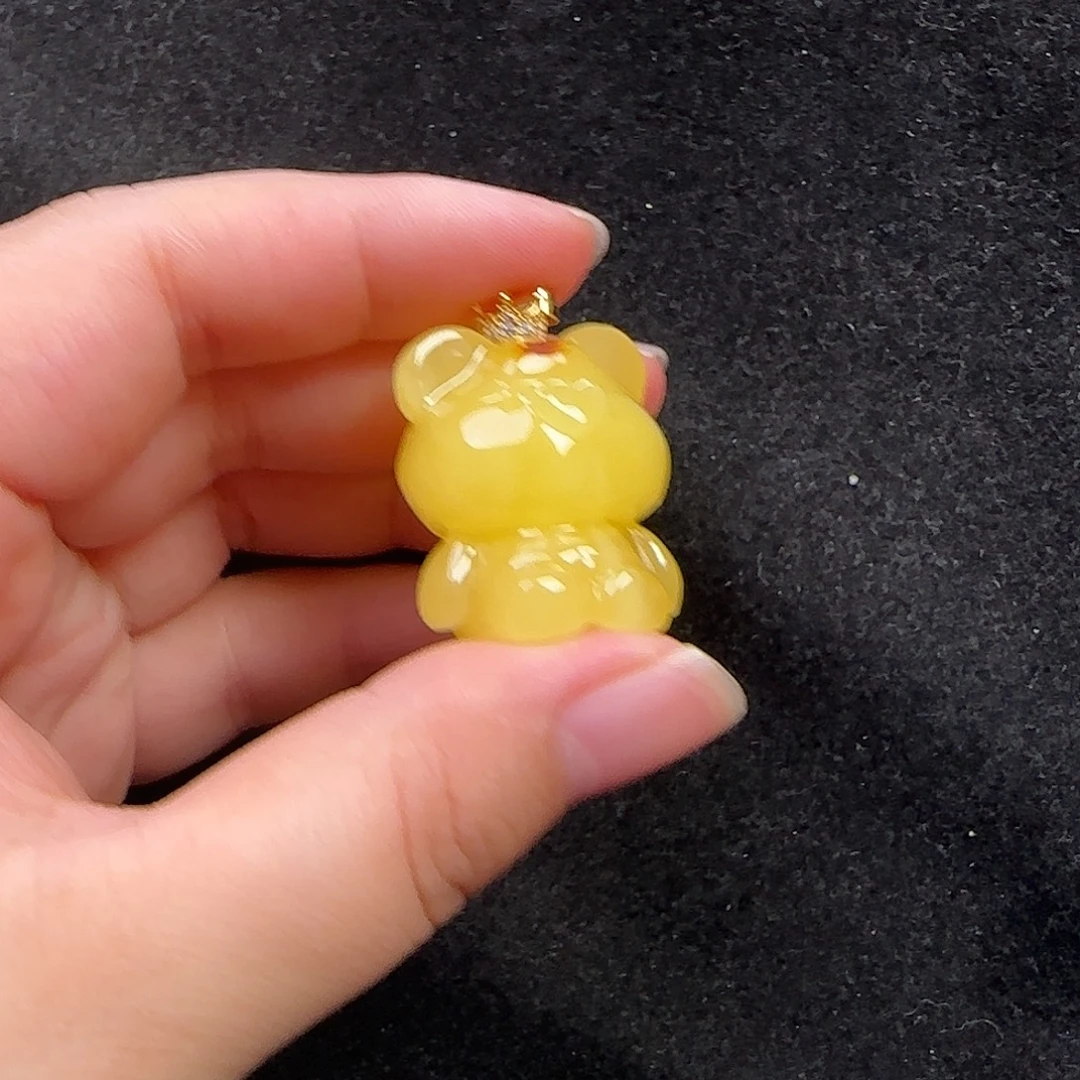 蜜蜡未镶嵌珠宝奇石