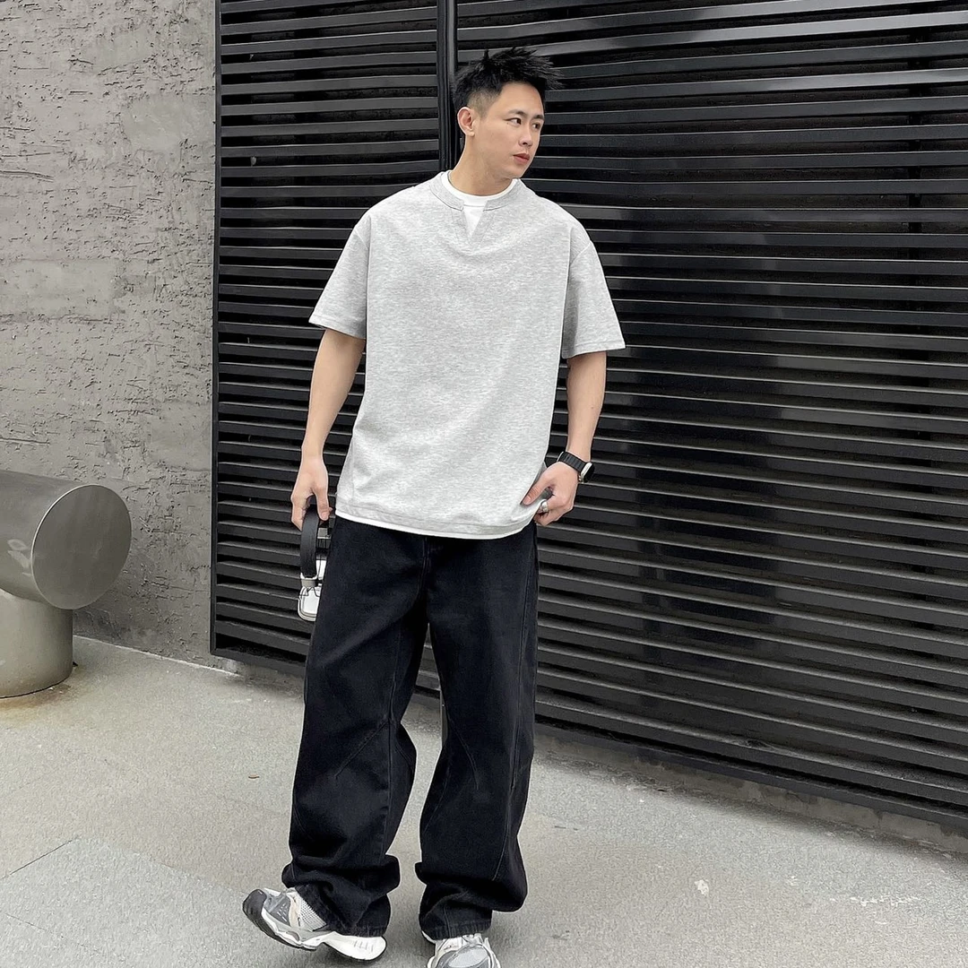 韩系夏季假两件拼接短袖V领简约百搭T恤丁达尔风