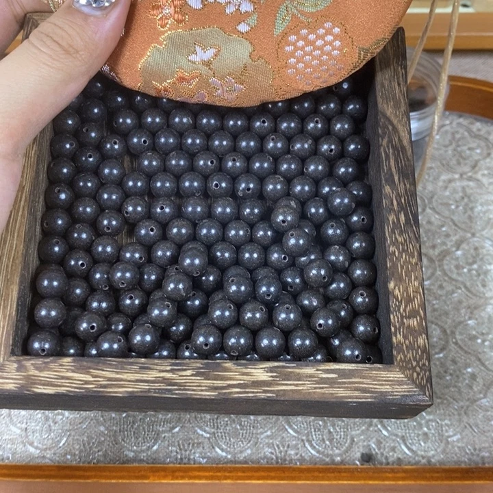 泥塑息肌丸0.8瑕疵珠香包约50克