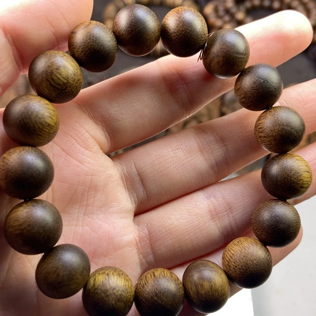 手串沉香Y**k越南芽庄白