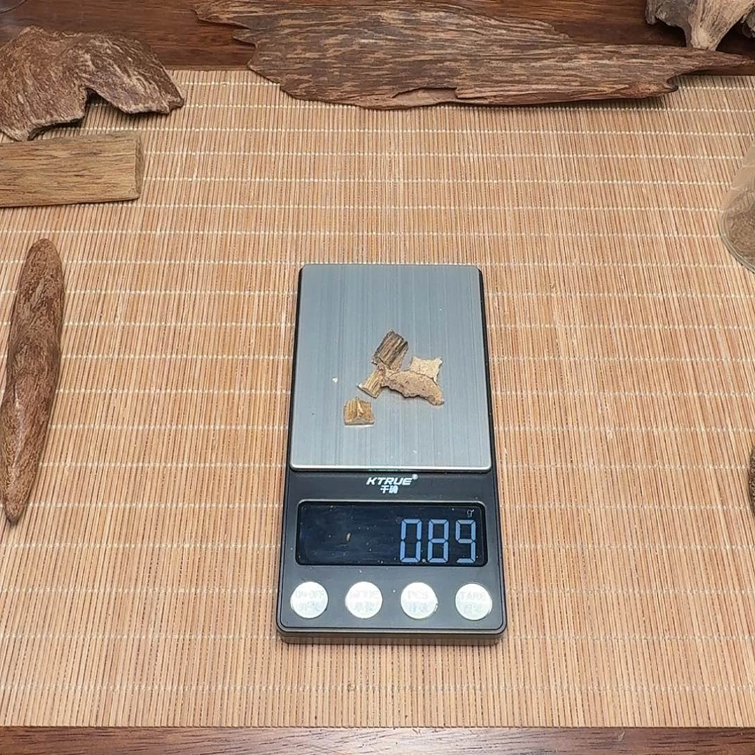 沉香正区达拉干碎料