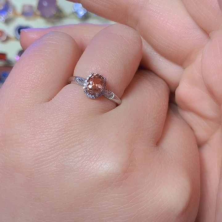 碧玺戒指银S925镶嵌万*