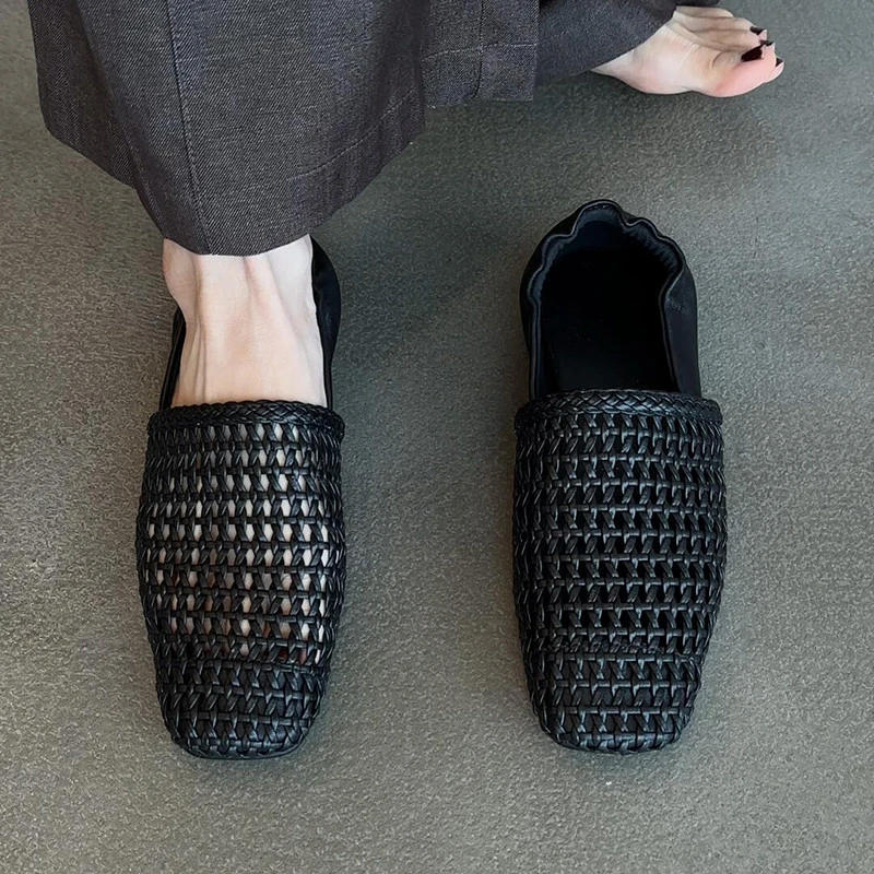 软羊皮~复古软底包头黑色平底凉鞋女夏新款休闲方头正品黑色单鞋