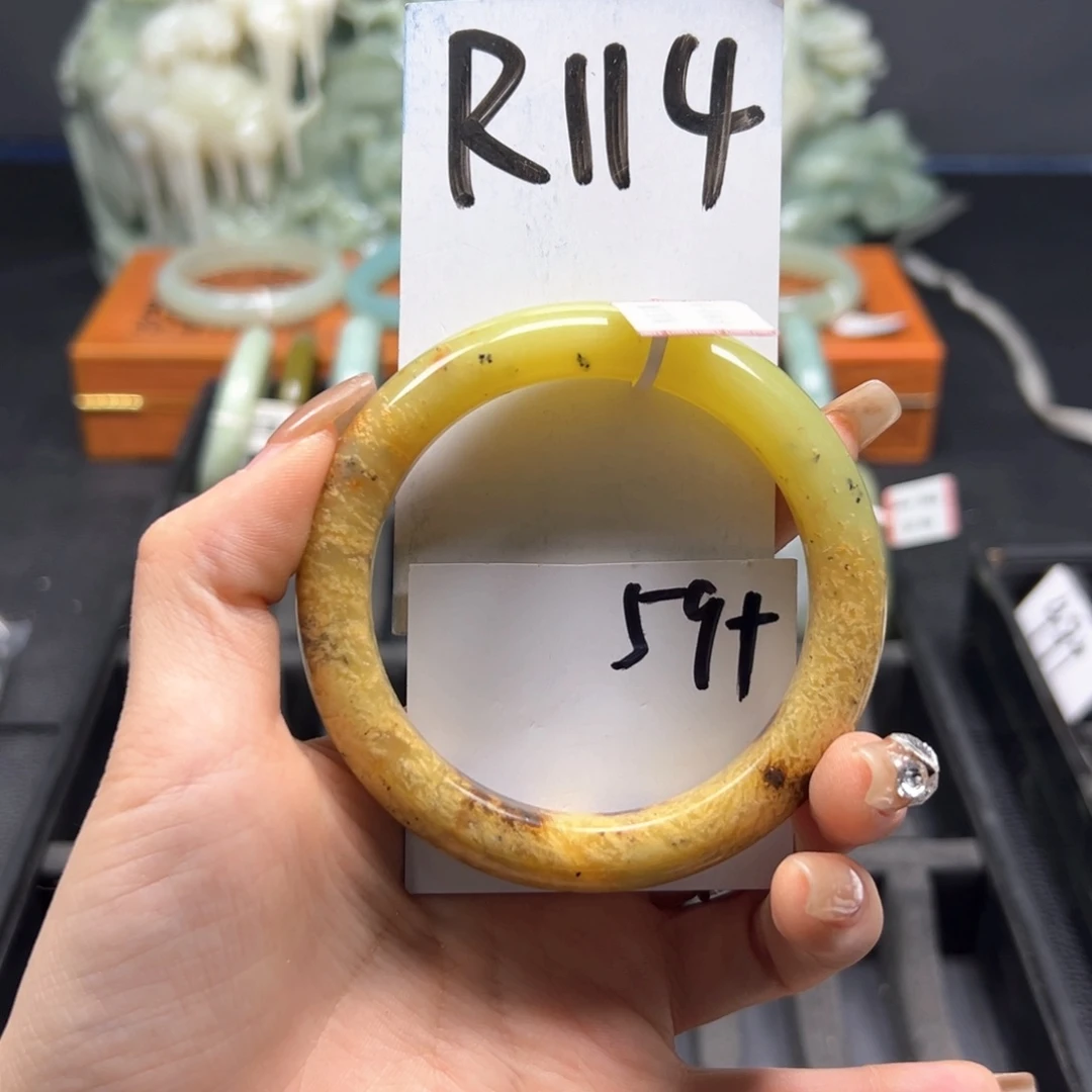 蛇纹石玉手镯合金