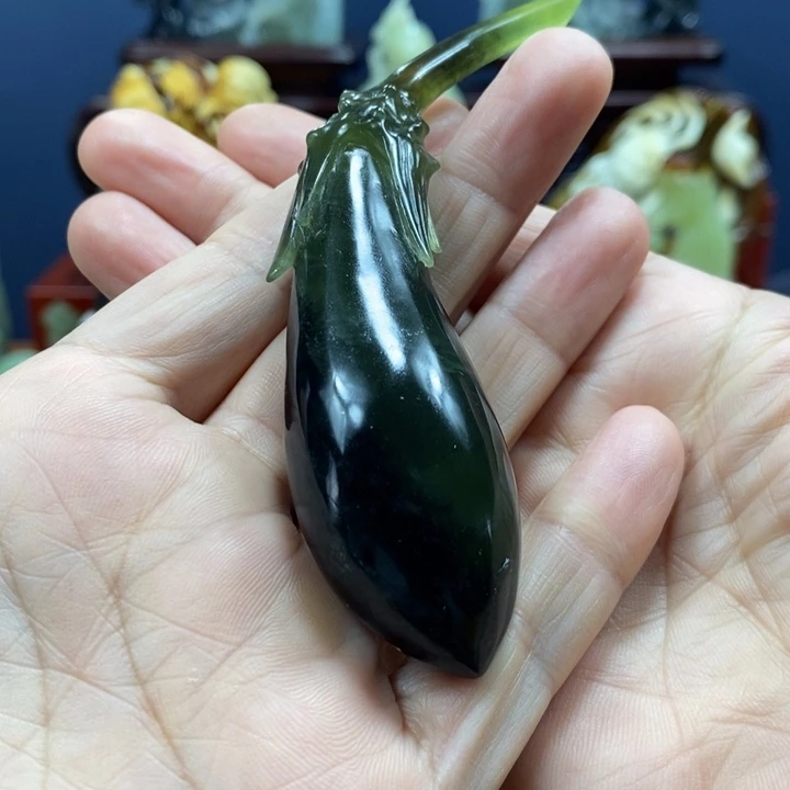 未镶嵌蛇纹石玉珠宝奇石