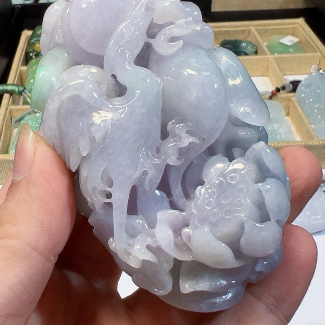 壮***哥翡翠未镶嵌颈饰挂件