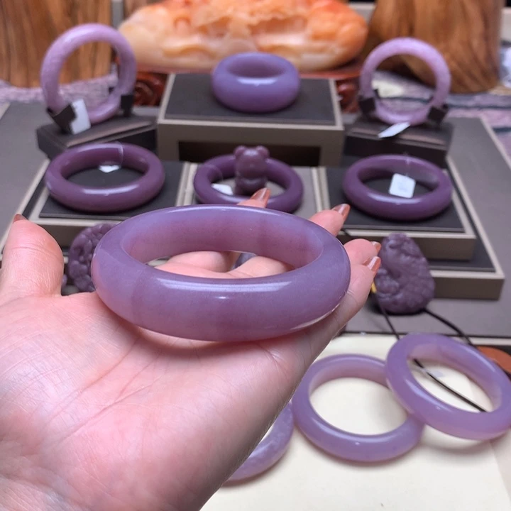 焱***天石英质玉手镯未镶嵌