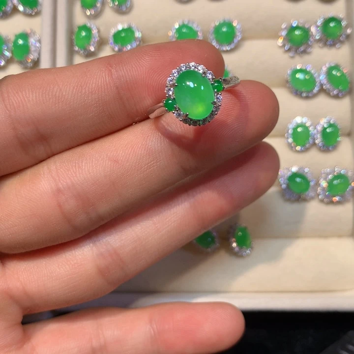 翡翠未镶嵌戒指翡翠戒指