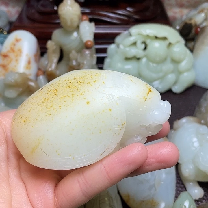 和田玉（糖玉）未镶嵌挂件