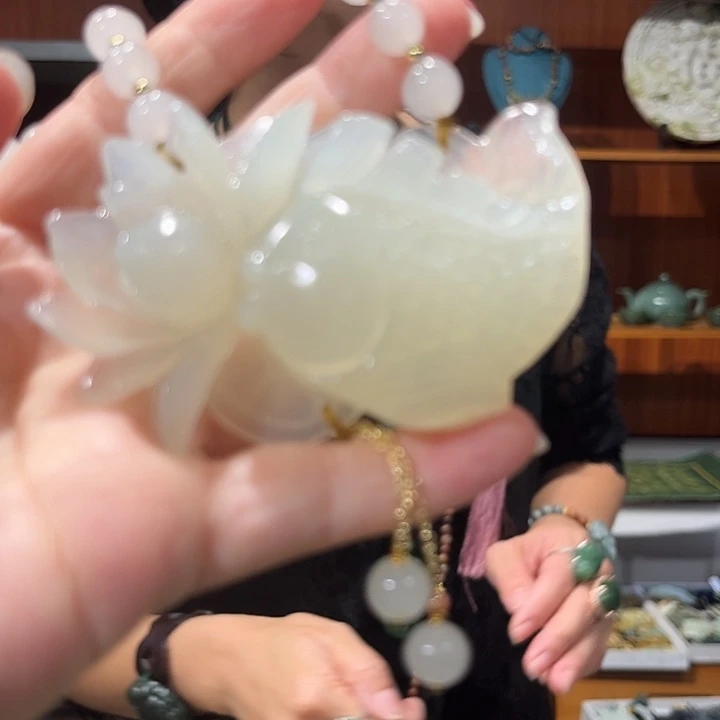 未镶嵌岫玉毛衣链