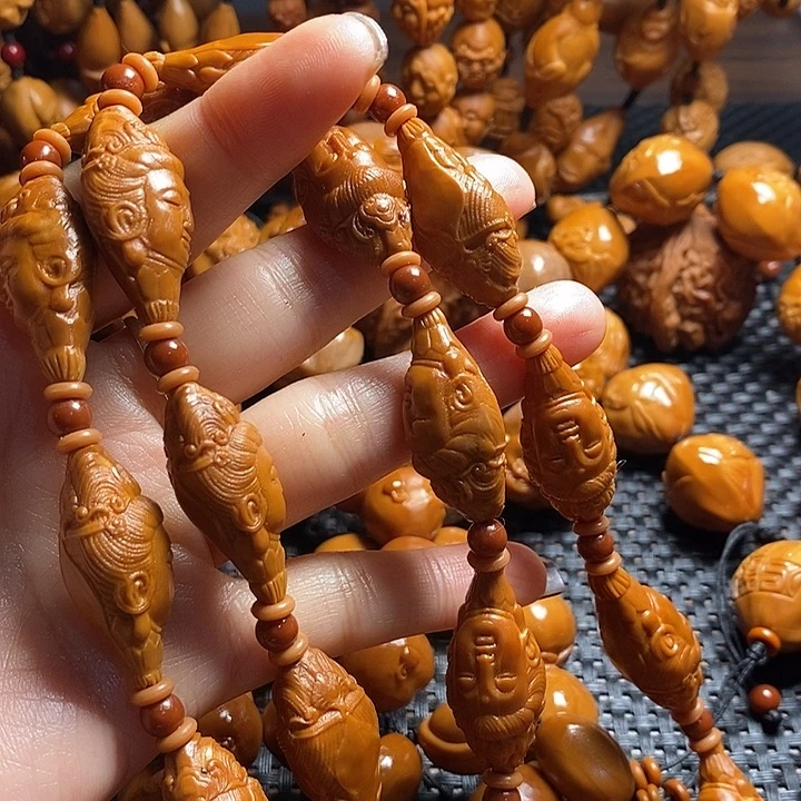 吊坠橄榄核柳叶观音