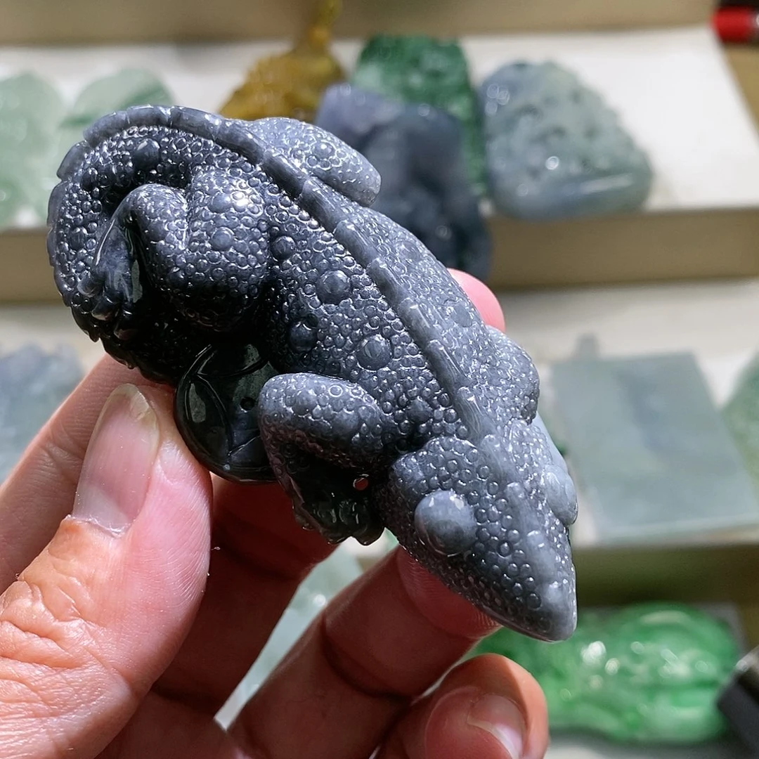 【闪购商品】翡翠颈饰未镶嵌111111111111