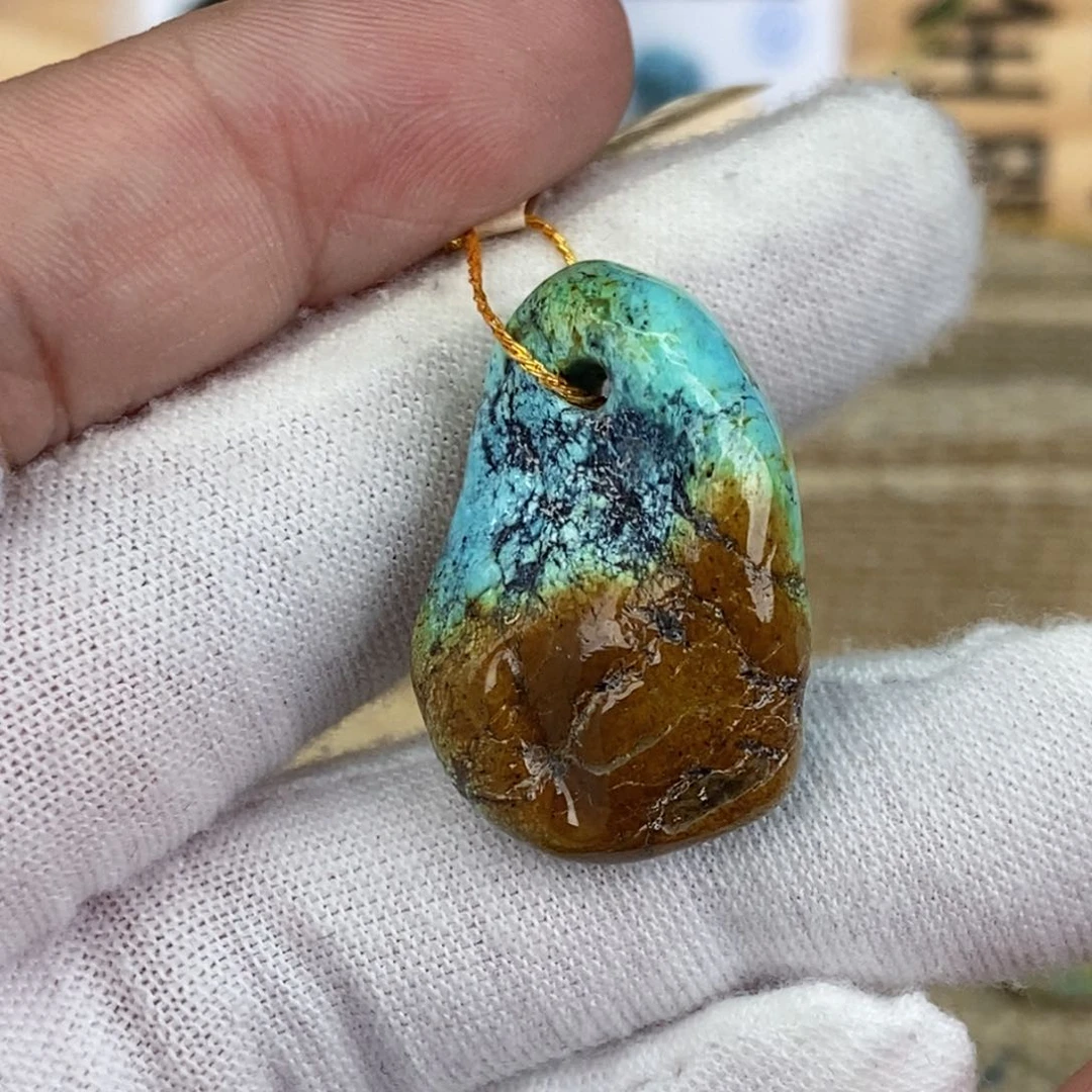 未镶嵌绿松石珠宝奇石