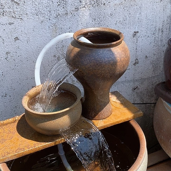 陶土水泵23w，两个流水罐