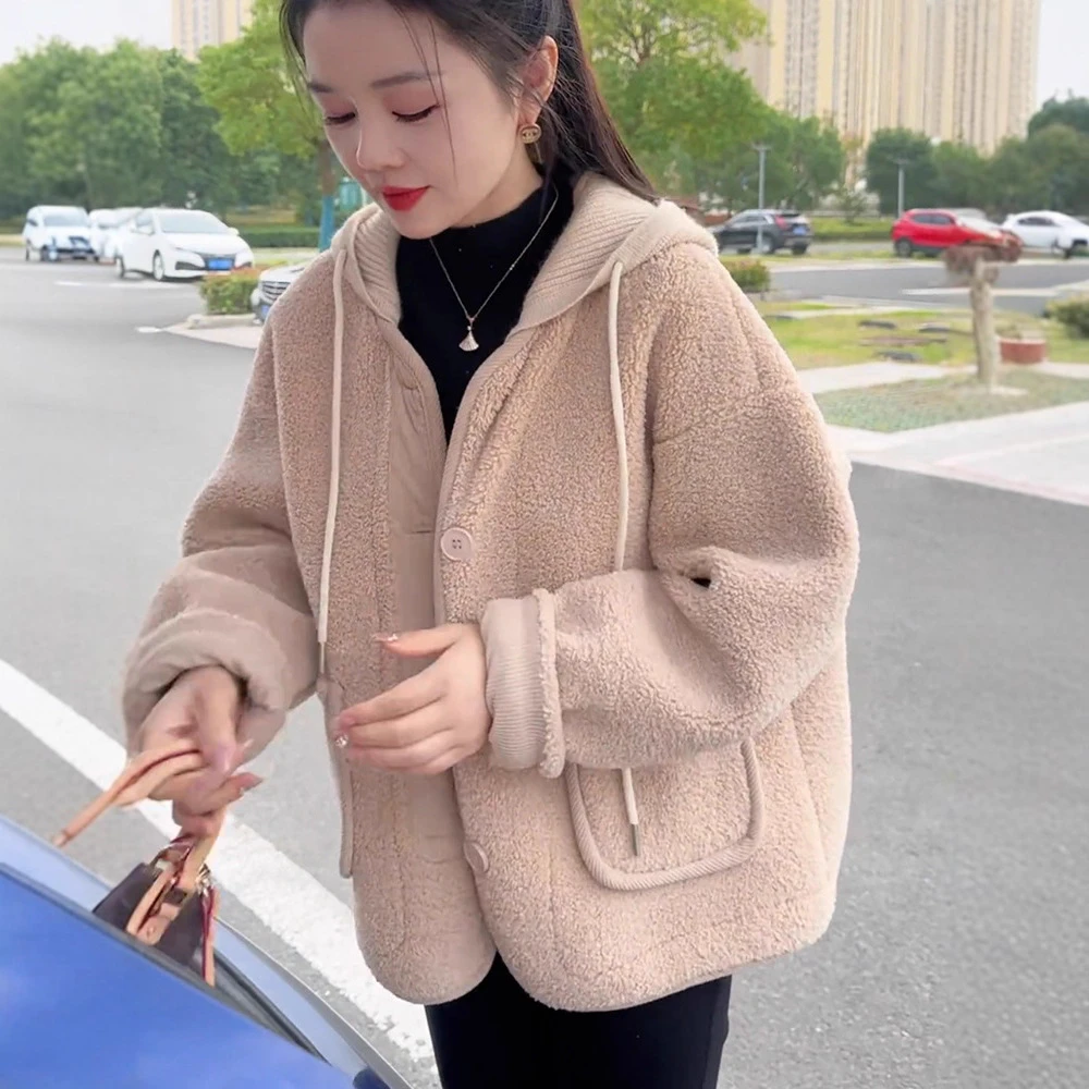 今年秋冬流行款连帽颗粒绒毛呢外套女宽松加厚皮毛一体休闲洋气潮