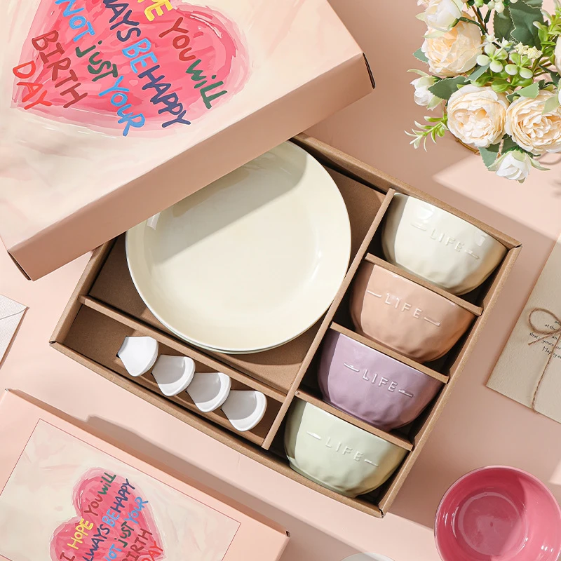 奶油风陶瓷餐具碗盘勺套装家用批发新婚乔迁新居开业活动礼品礼品