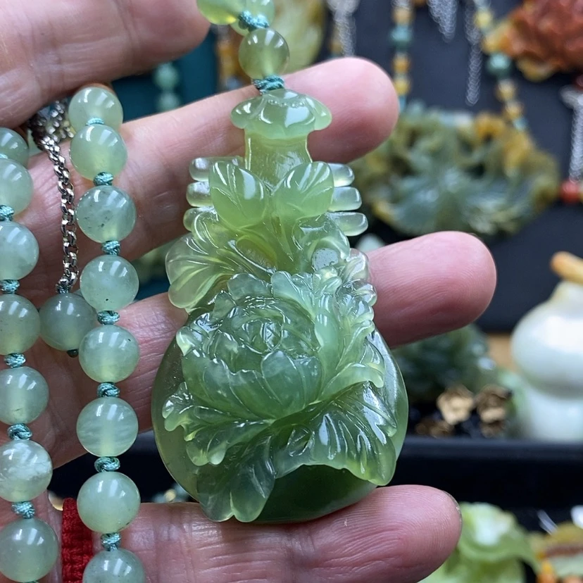 【闪购商品】蛇纹石玉未镶嵌岫玉吊坠手工雕刻