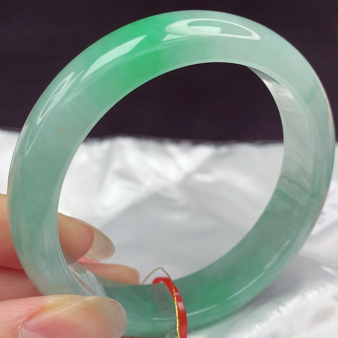 翡翠手镯未镶嵌5657轮胎691