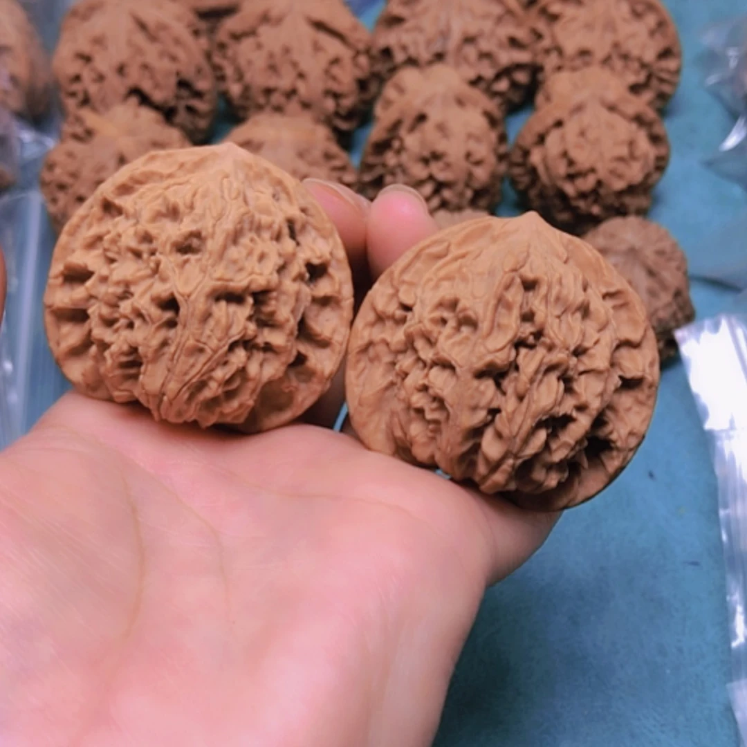 【闪购商品】摆件核桃45蟠龙纹修尖出油