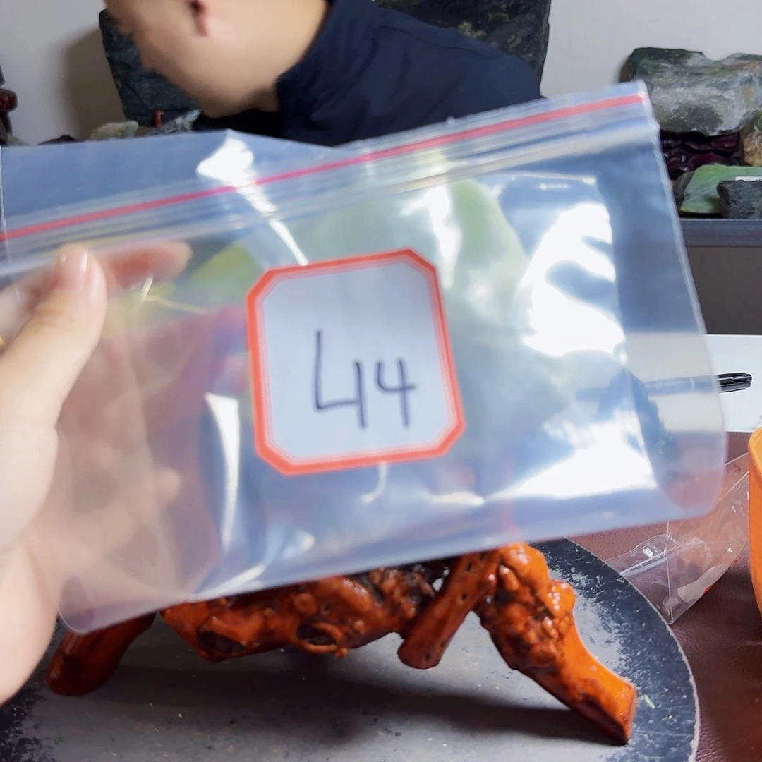 战***2蛇纹石玉未镶嵌原石料